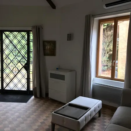 Le Petit Paradis - La Petite Maison Apartamento Labastide-Rouairoux
